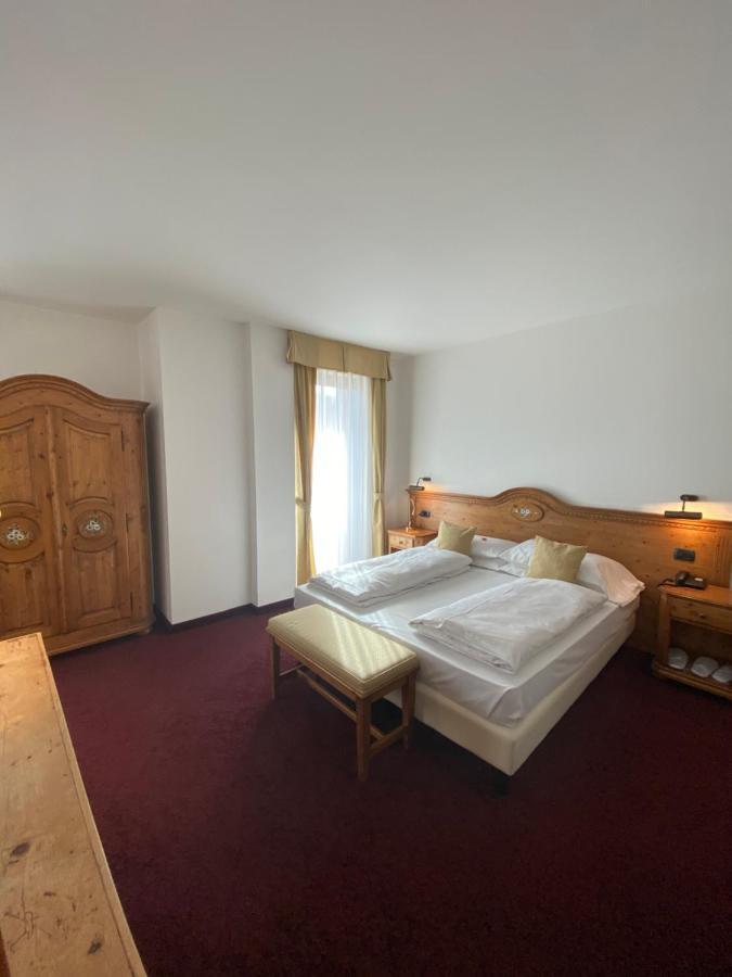 Folgaria Post Hotel Luaran gambar