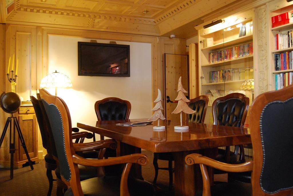 Folgaria Post Hotel Luaran gambar